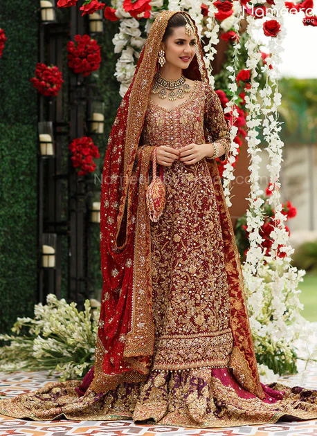 Top Pakistani Simple Dress Designs